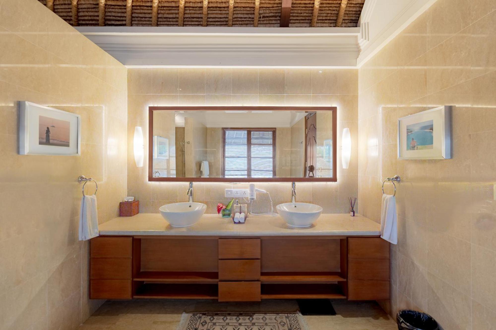 Villa Dorado - Steps From Jimbaran Beach Exterior foto